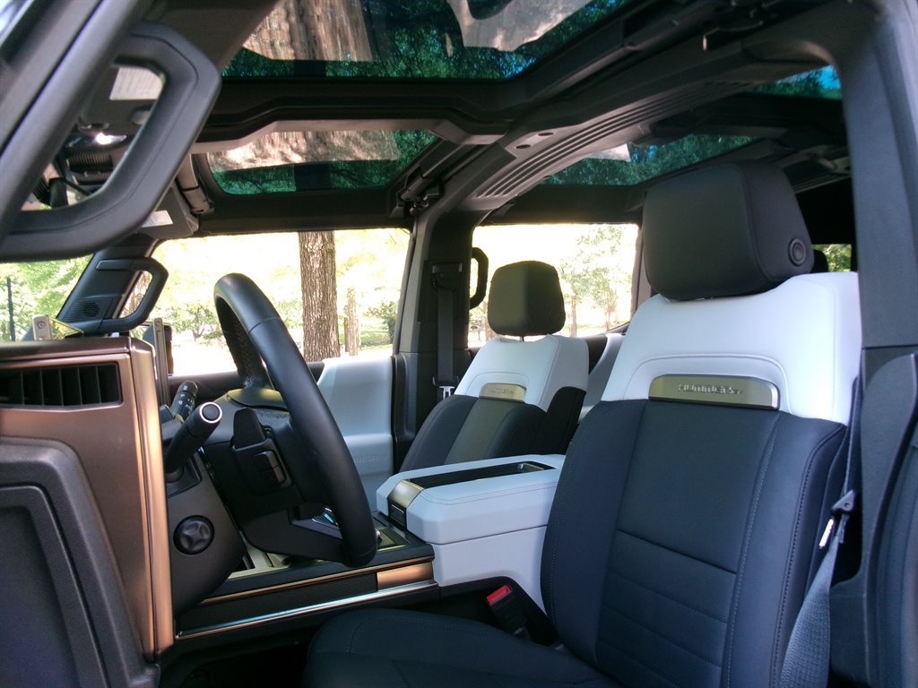 Used 2024 GMC Hummer EV 2X AWD/4WD image 15