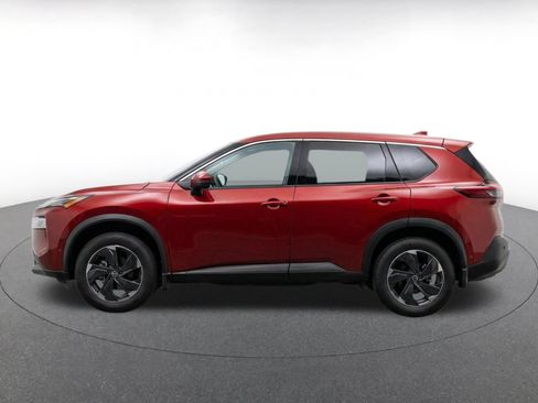Used 2025 Nissan Rogue SV AWD/4WD image 9