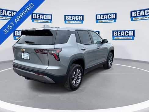New 2026 Chevrolet Equinox LT FWD image 8