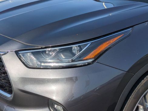 Used 2023 Toyota Highlander Limited image 12
