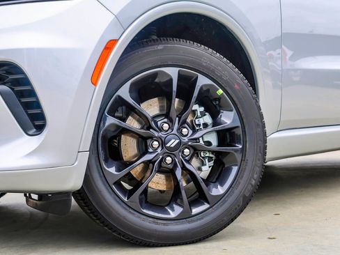 New 2026 Dodge Durango GT RWD image 2