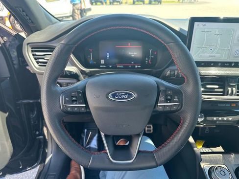 Certified 2024 Ford Escape ST-Line Select w/ Tech Pack #1 AWD/4WD image 12