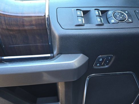 Used 2017 Ford F350 Platinum w/ Platinum Ultimate Package AWD/4WD image 11