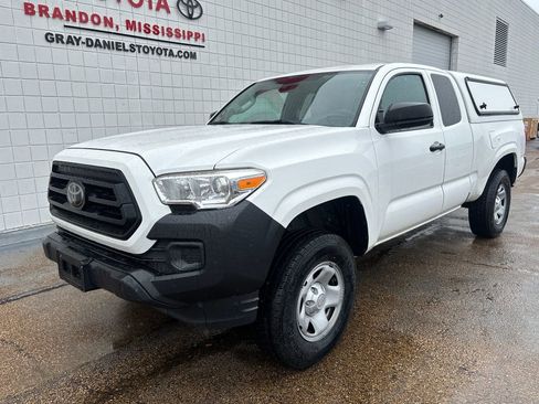Used 2020 Toyota Tacoma SR RWD image 1