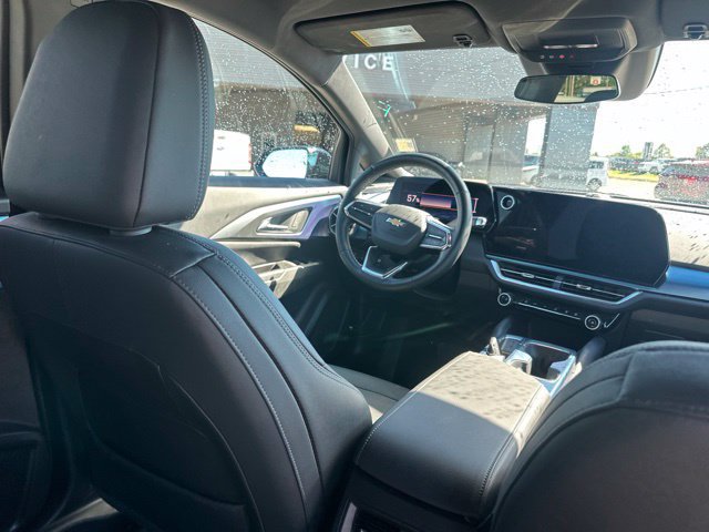Used 2024 Chevrolet Equinox EV LT FWD image 13