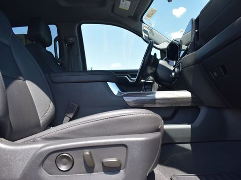 Used 2023 Chevrolet Silverado 1500 LTZ w/ Technology Package image 11