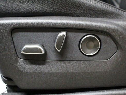 New 2026 GMC Yukon XL Denali image 19