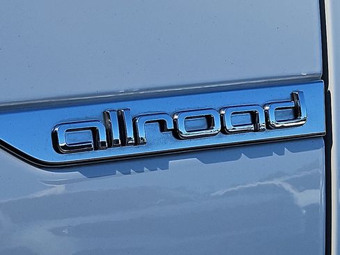 Used 2019 Audi A4 2.0T allroad Premium Plus w/ Premium Plus Package image 34