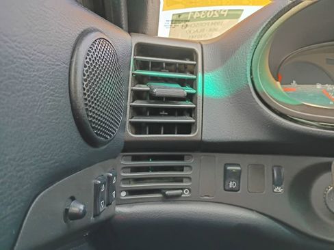 Used 1994 Porsche 968 Coupe image 17