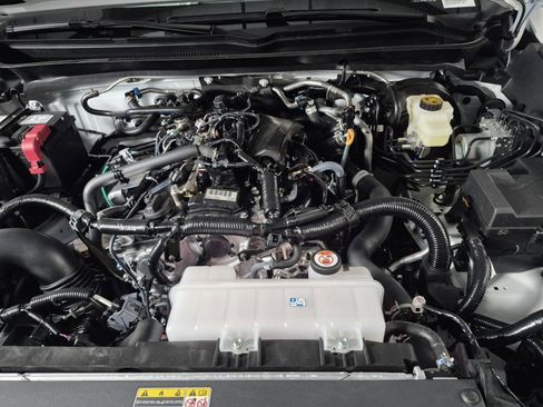 New 2026 Toyota Tacoma SR5 image 9