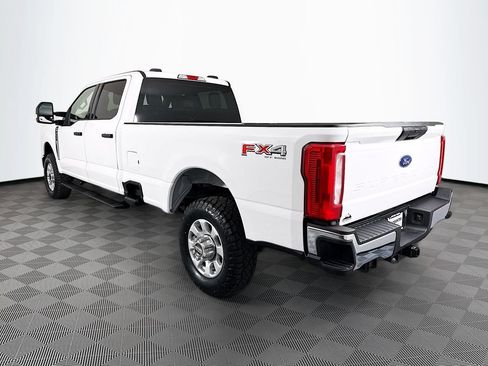 Used 2024 Ford F350 XLT w/ FX4 Off-Road Package AWD/4WD image 5