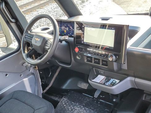 Used 2025 Chevrolet Brightdrop 400 image 16