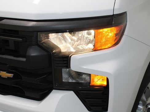 Used 2024 Chevrolet Silverado 1500 Custom image 54