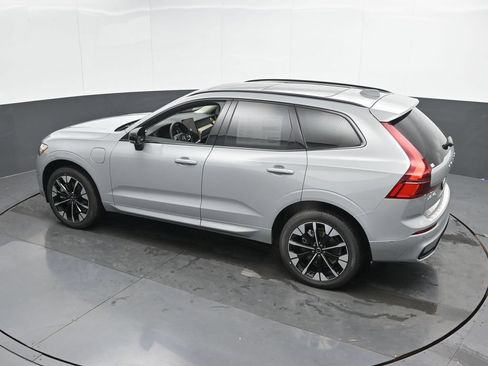 New 2026 Volvo XC60 T8 Plus w/ Protection Package Premier AWD/4WD image 37