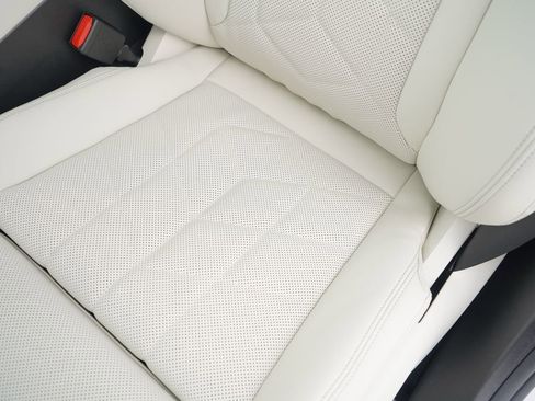 New 2026 BMW 530i w/ M Sport Package image 12