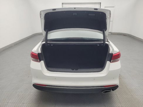 Used 2017 Kia Optima LX w/ Convenience Plus Package FWD image 29