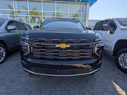New 2026 Chevrolet Suburban High Country AWD/4WD image 2