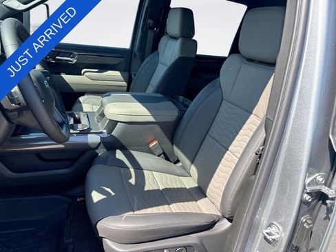 New 2026 Chevrolet Silverado 2500 ZR2 AWD/4WD image 11