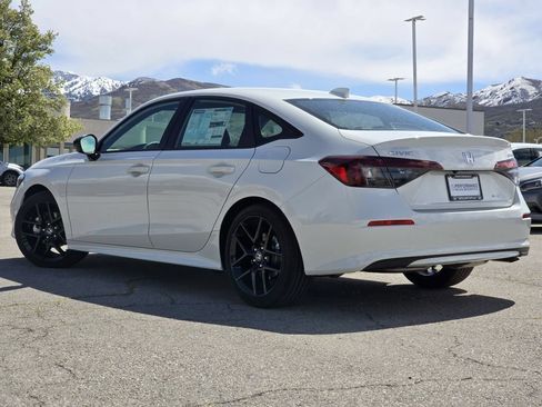 Used 2025 Honda Civic Sport image 8