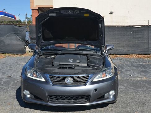 Used 2014 Lexus IS 250C w/ Luxury Package image 56