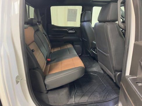 Used 2025 Chevrolet Silverado 1500 High Country w/ High Country Premium Package image 38