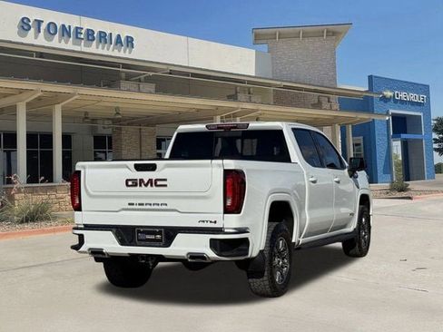 Used 2024 GMC Sierra 1500 AT4 w/ Technology Package image 5
