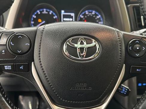 Certified 2018 Toyota RAV4 XLE AWD/4WD image 13