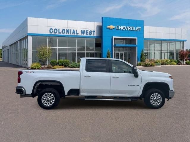 Used 2025 Chevrolet Silverado 2500 LT w/ Convenience Package AWD/4WD image 13