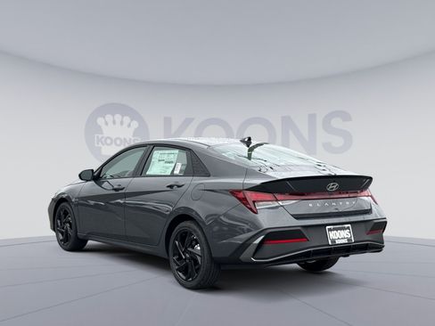 New 2026 Hyundai Elantra Sport FWD image 4