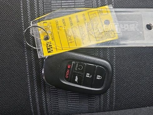 Certified 2025 Honda Civic Sport image 31