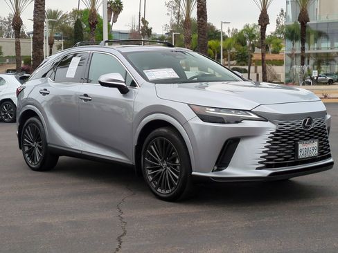Used 2025 Lexus RX 350h image 3