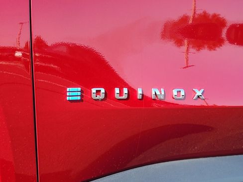 New 2026 Chevrolet Equinox EV LT image 5