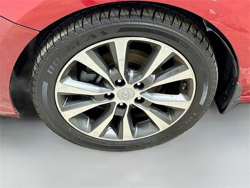 Used 2018 Hyundai Elantra GT image 29