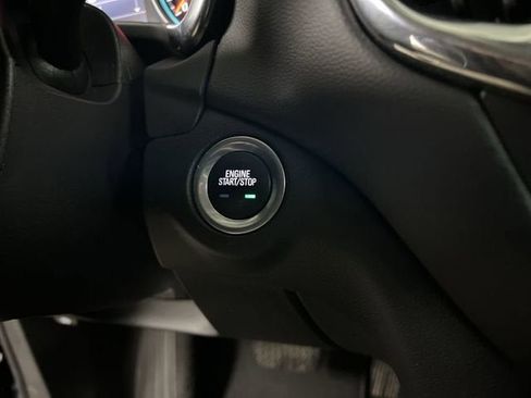 Certified 2023 Chevrolet Equinox LT FWD image 16