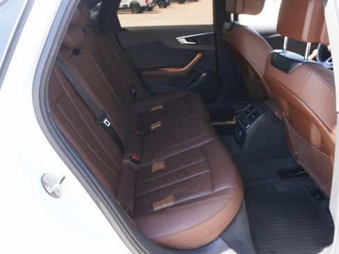 Used 2019 Audi A4 2.0T Premium w/ Convenience Package image 21