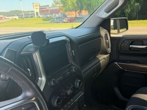 Used 2021 Chevrolet Silverado 1500 RST AWD/4WD image 7