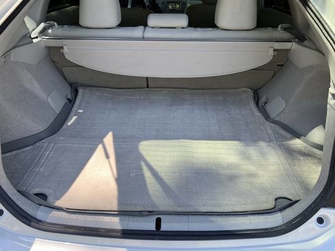 Used 2015 Toyota Prius Three w/ Solar Roof Package FWD image 8