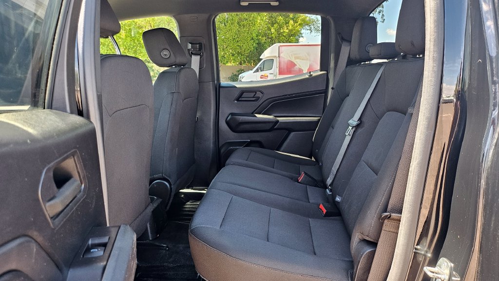 Used 2023 Chevrolet Colorado W/T RWD image 23
