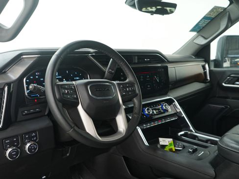 Used 2025 GMC Sierra 2500 Denali w/ Denali Reserve Package image 26