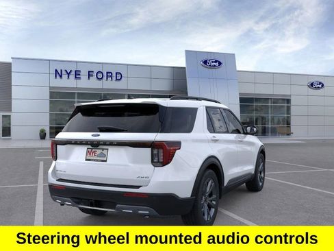 New 2026 Ford Explorer Active w/ Active Comfort Package image 8
