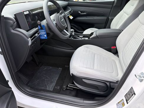 New 2026 Hyundai Santa Cruz SE FWD image 10