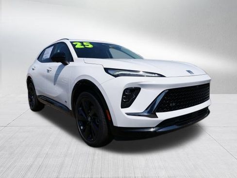 New 2025 Buick Envision Sport Touring image 9