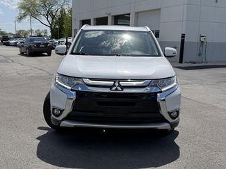 Used 2017 Mitsubishi Outlander SEL FWD video 2