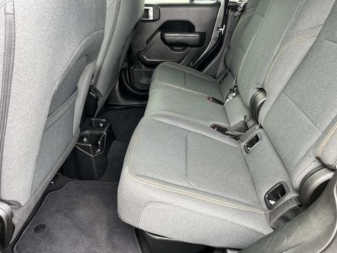 Used 2024 Jeep Gladiator Sport AWD/4WD image 21