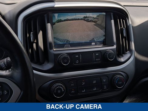 Used 2022 Chevrolet Colorado LT w/ LT Convenience Package AWD/4WD image 28
