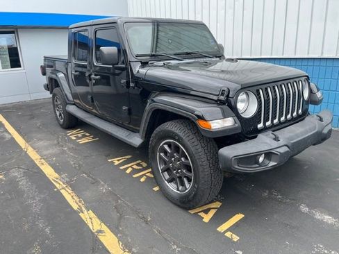Used 2022 Jeep Gladiator Overland w/ Popular Equipment Package AWD/4WD image 1
