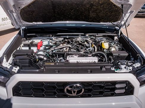 Used 2025 Toyota 4Runner TRD Off-Road Premium image 52