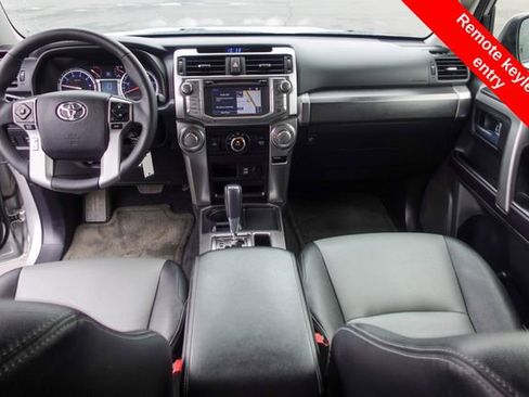 Certified 2017 Toyota 4Runner SR5 Premium w/ Preferred Accessory Package image 4