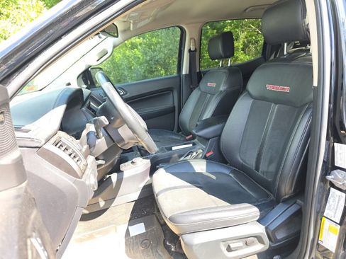 Used 2022 Ford Ranger Lariat w/ Tremor Off-Road Package AWD/4WD image 11