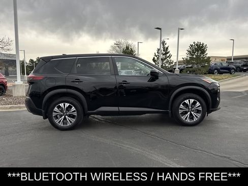 Used 2022 Nissan Rogue SV AWD/4WD image 3